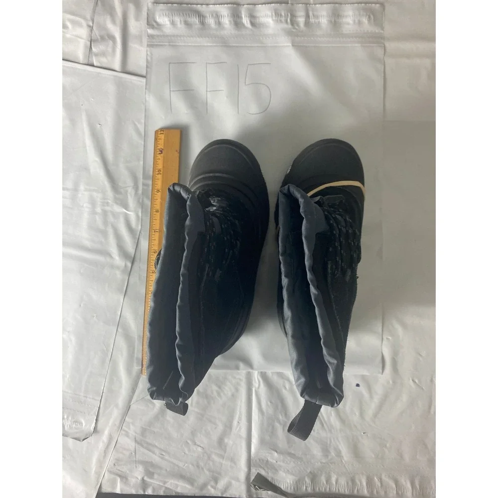The North Face Black Waterproof Winter Snow Boots Youth 4